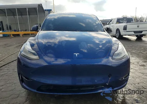 2023 Tesla Model Y z USA, uszkodzony, nr VIN 7SAYGDEE1PF788909